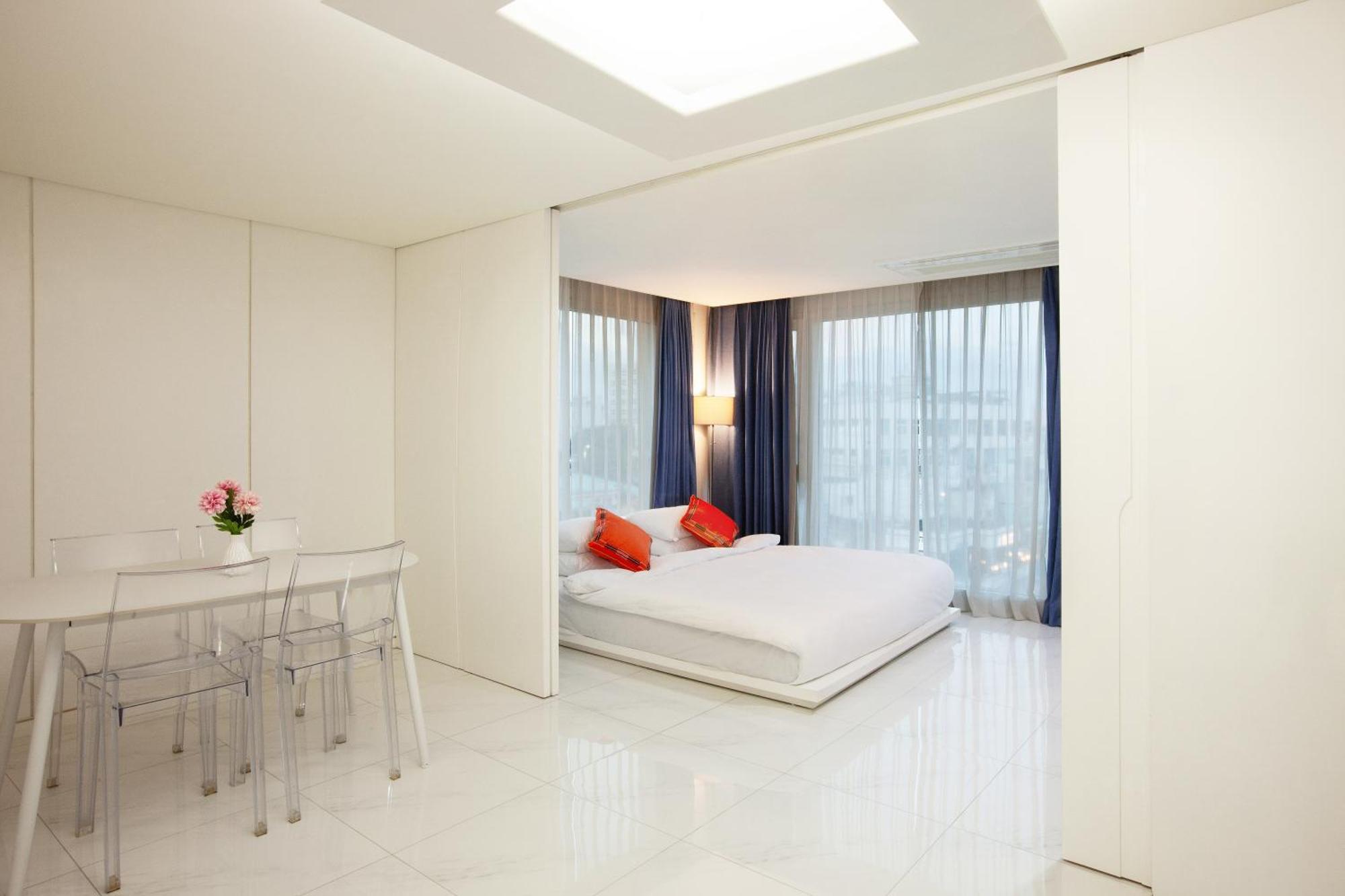 סאוגוויפו Shin Shin Hotel Jeju Ocean מראה חיצוני תמונה